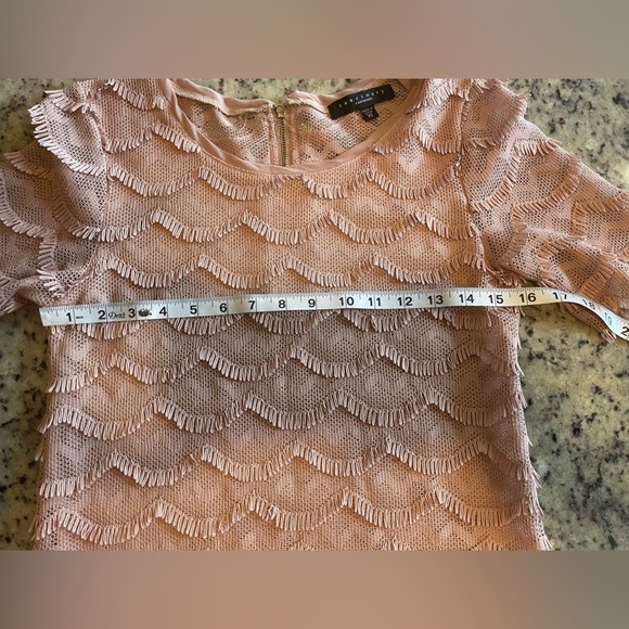 Elegant Pink Textured Women's Top Sz XS - Picture 4 of 5